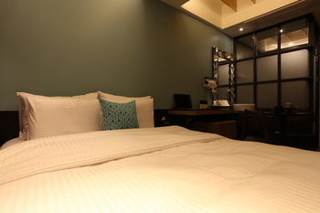 Boutique Xym 2*