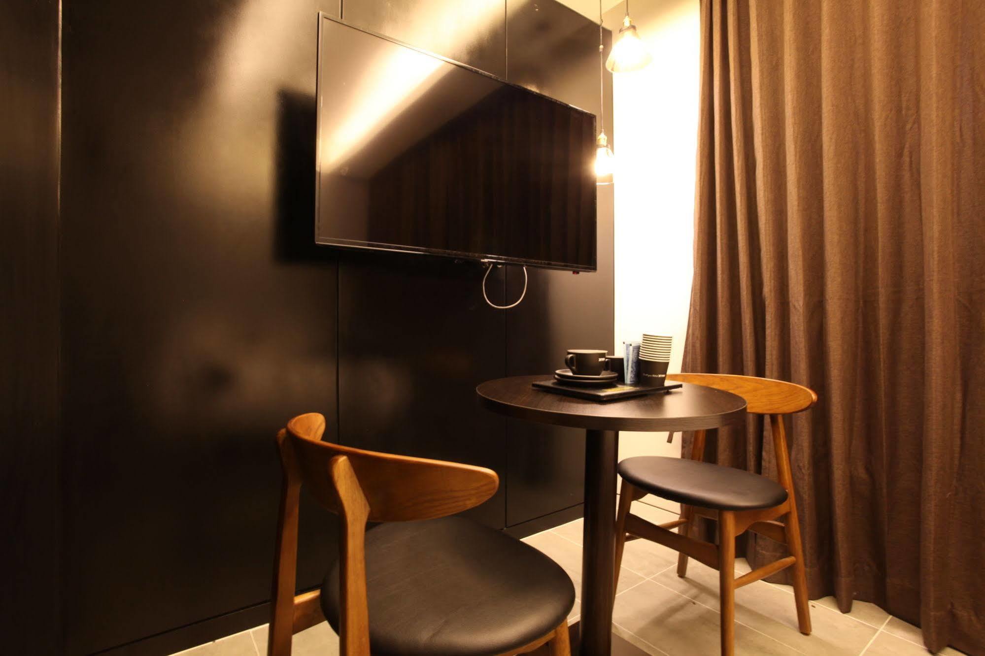 Boutique Xym 2*